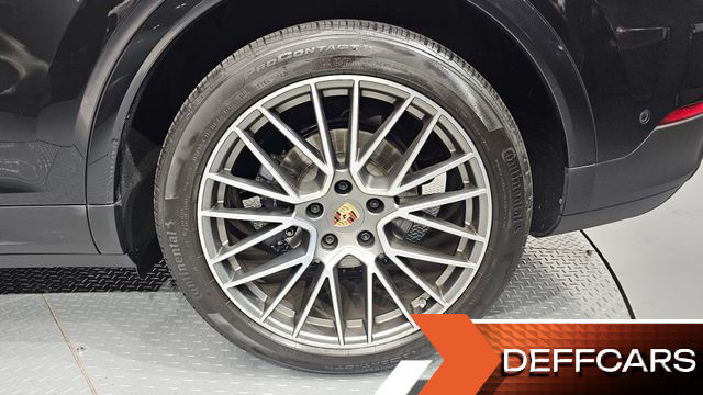 Porsche CAYENNE 3.0 PLATINUM EDITION купить на сайте DeffCars