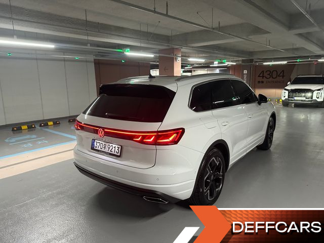 Volkswagen TOUAREG 3.0 TDI Prestige купить на сайте DeffCars