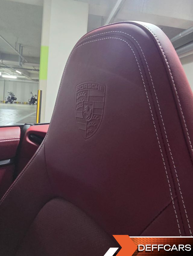 Porsche 911 Carrera 4 GTS Cabriolet купить на сайте DeffCars