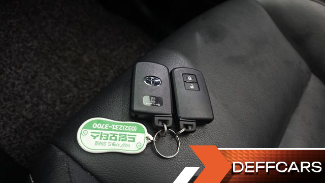 Toyota RAV4 2.5 2WD 4th купить на сайте DeffCars