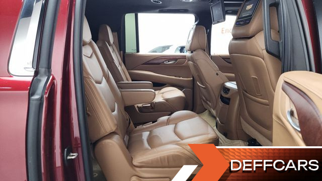 Cadillac ESCALADE 6.2 ESV 4th купить на сайте DeffCars