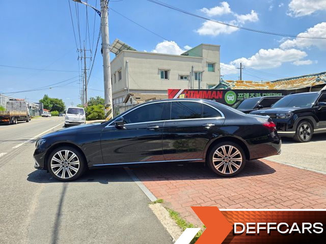Mercedes E-CLASS E350 4MATIC Exclusive купить на сайте DeffCars