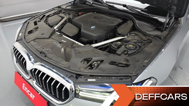 BMW 5-SERIES 530i xDrive M Sport Package купить на сайте DeffCars