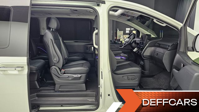 Hyundai STARIA 4WD Lounge 9-Seater Inspiration купить на сайте DeffCars