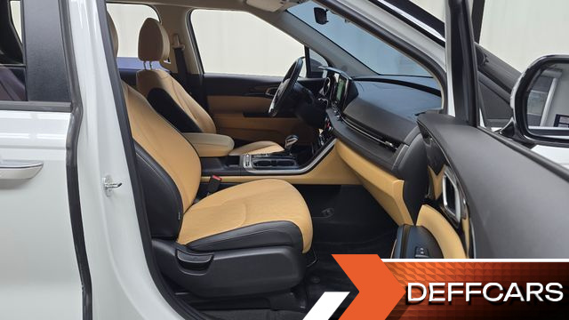 Kia CARNIVAL 9-Seater Prestige купить на сайте DeffCars
