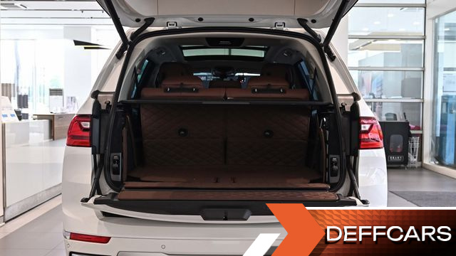 BMW X7 xDrive 40i Design Pure Excellence 7-Seater купить на сайте DeffCars