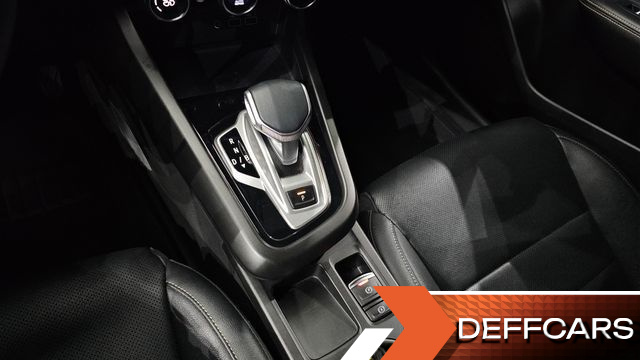Renault ARKANA 1.6 E-TECH Iconic купить на сайте DeffCars