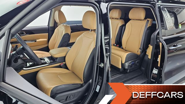 Kia CARNIVAL Gasoline 7-Seater Signature купить на сайте DeffCars