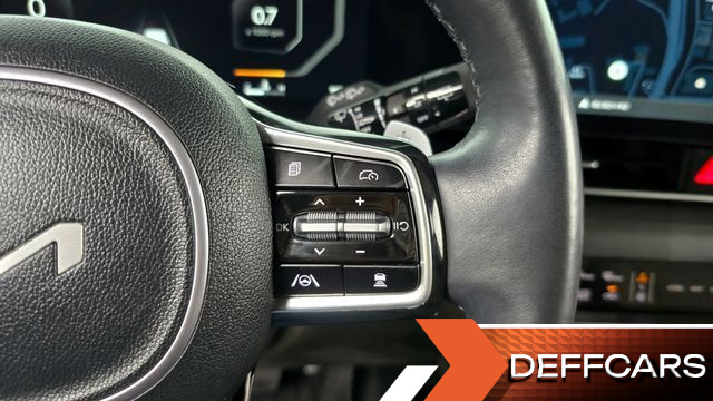 Kia CARNIVAL 9-Seater Noblesse купить на сайте DeffCars