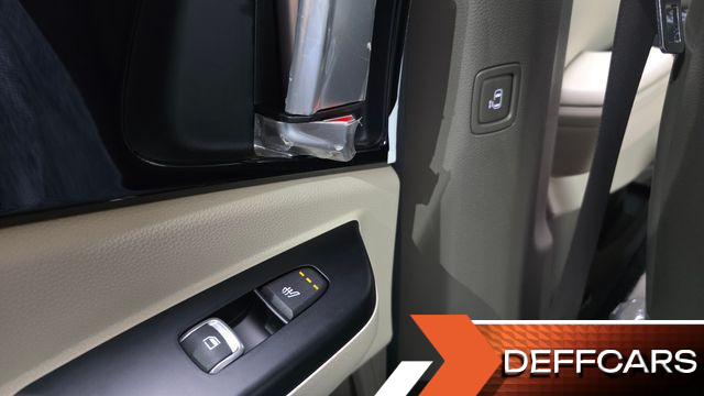 Kia CARNIVAL Gasoline 11-Seater Prestige купить на сайте DeffCars
