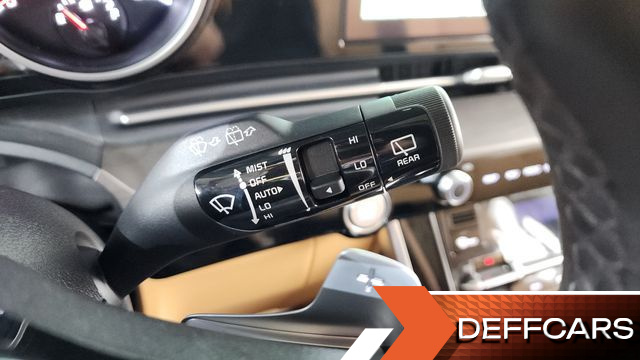 Kia CARNIVAL 9-Seater Noblesse купить на сайте DeffCars