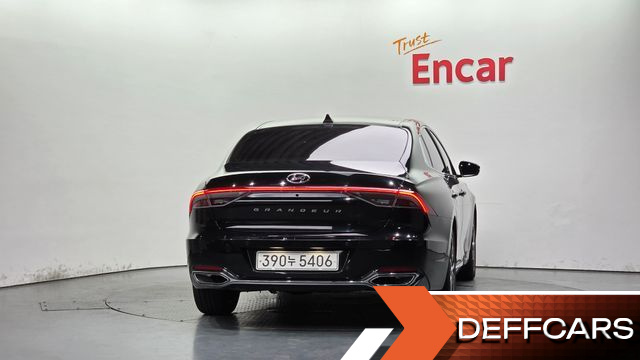 Hyundai GRANDEUR 2.5 Premium Choice купить на сайте DeffCars