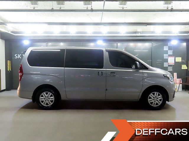 Hyundai STAREX Van 3-Seater Smart купить на сайте DeffCars