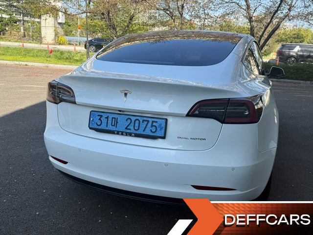 Tesla MODEL 3 Long Range AWD купить на сайте DeffCars
