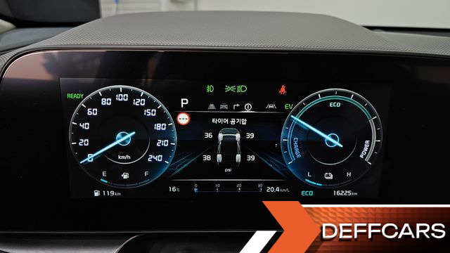 Kia NIRO Signature купить на сайте DeffCars