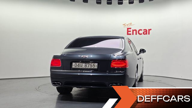 Bentley FLYING SPUR 4.0 купить на сайте DeffCars