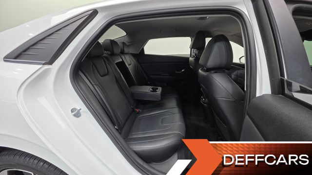 Hyundai AVANTE 1.6 Inspiration купить на сайте DeffCars