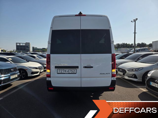 Hyundai SOLATI 15-seater Luxury купить на сайте DeffCars