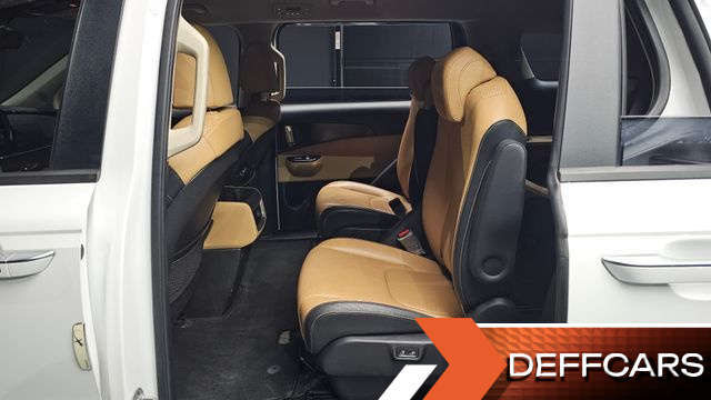 Kia CARNIVAL 9-Seater Prestige купить на сайте DeffCars