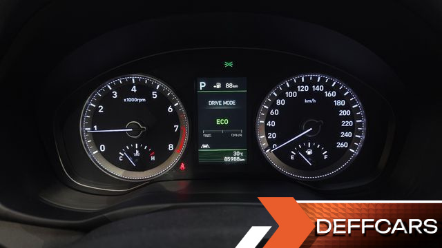Hyundai GRANDEUR 2.4 Exclusive Special купить на сайте DeffCars