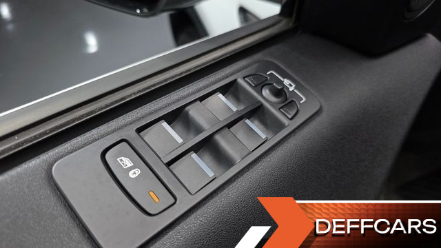 Land Rover DISCOVERY SPORT 2.0 TD4 SE купить на сайте DeffCars