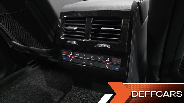 Volkswagen TOUAREG 3.0 TDI Prestige купить на сайте DeffCars