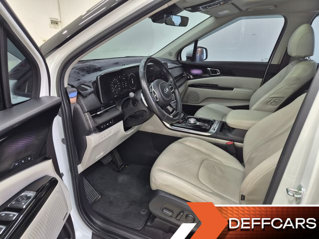 Kia CARNIVAL 7-Seater Signature купить на сайте DeffCars