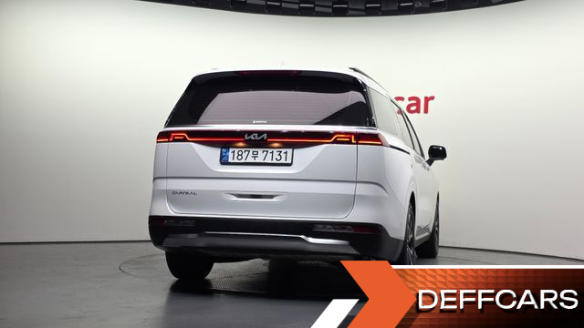 Kia CARNIVAL 9-Seater Signature купить на сайте DeffCars