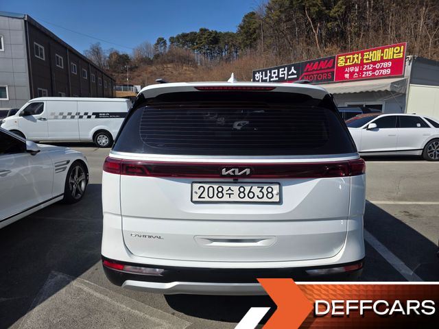 Kia CARNIVAL 9-Seater Prestige купить на сайте DeffCars