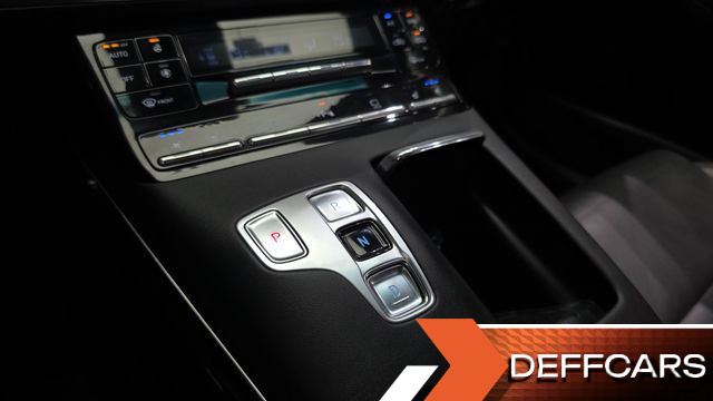 Hyundai GRANDEUR 2.5 Premium Choice купить на сайте DeffCars