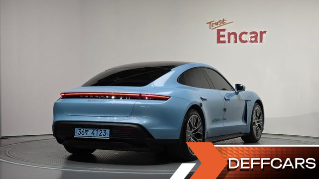 Porsche TAYCAN 4S купить на сайте DeffCars