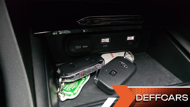 Kia K5 2.0 Prestige купить на сайте DeffCars