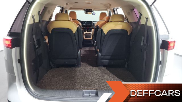 Kia CARNIVAL 9-Seater Prestige купить на сайте DeffCars