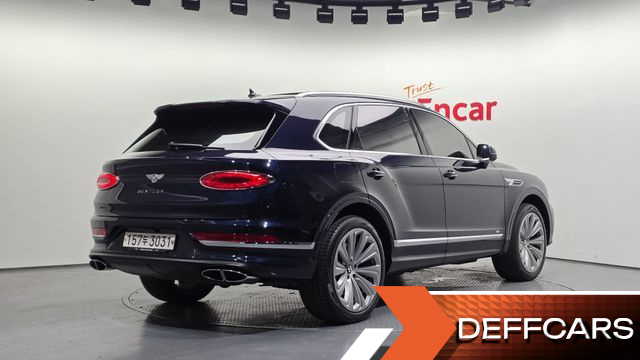 Bentley BENTAYGA 4.0 V8 купить на сайте DeffCars
