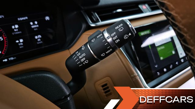 Land Rover RANGE ROVER VELAR 3.0 D300 R-Dynamic HSE купить на сайте DeffCars