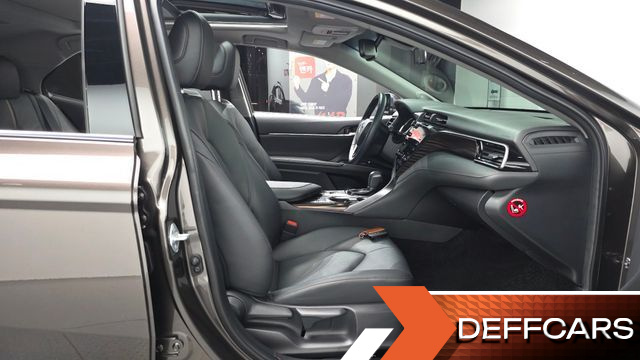 Toyota CAMRY 2.5 купить на сайте DeffCars