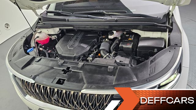 Kia CARNIVAL 9-Seater Signature купить на сайте DeffCars