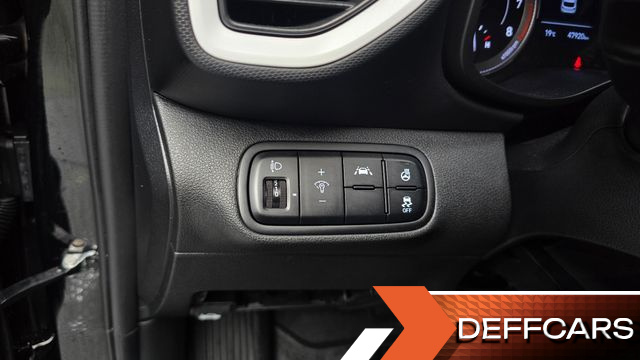 Hyundai VENUE 1.6 Flux купить на сайте DeffCars
