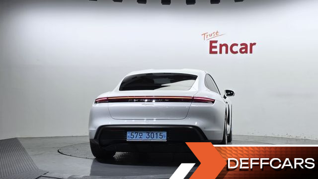 Porsche TAYCAN Base купить на сайте DeffCars