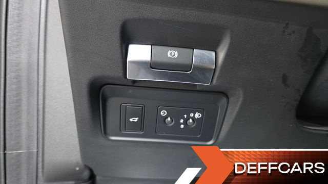 Land Rover DISCOVERY SPORT P250 S купить на сайте DeffCars