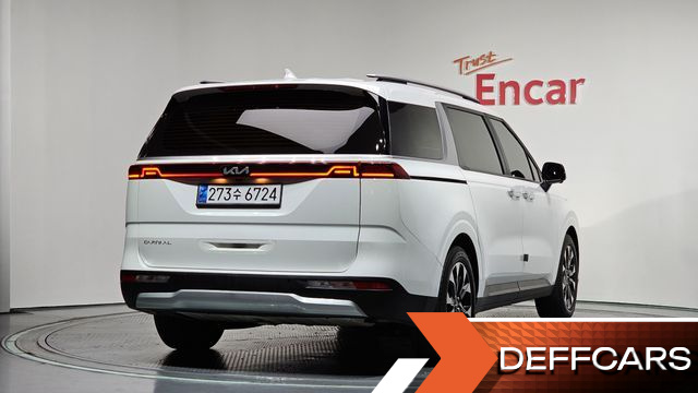 Kia CARNIVAL 9-Seater Prestige купить на сайте DeffCars