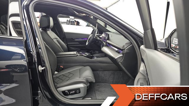 BMW 5-SERIES 530e xDrive M Sport купить на сайте DeffCars