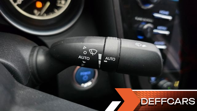 Toyota CAMRY 2.5 LE Hybrid купить на сайте DeffCars