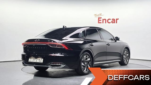 Hyundai GRANDEUR Le Blanc купить на сайте DeffCars