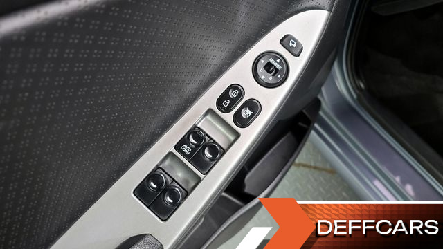 Hyundai ACCENT 1.4 VVT Smart купить на сайте DeffCars