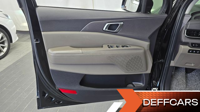 Kia CARNIVAL HEV 9seater Nobless купить на сайте DeffCars