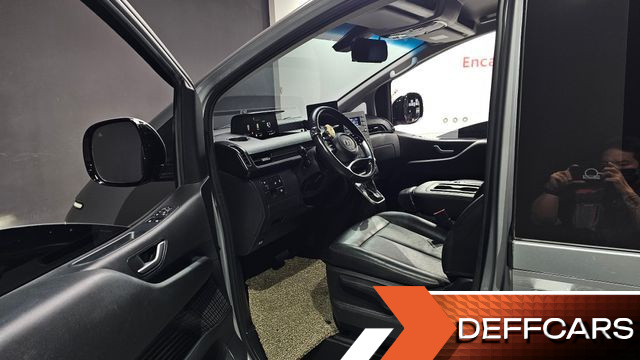 Hyundai STARIA L3.5 Cargo 3-Seater Modern купить на сайте DeffCars
