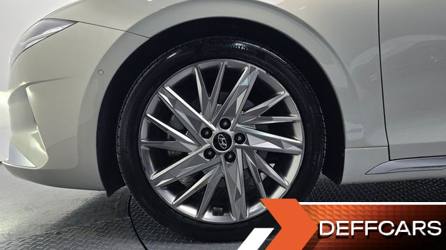 Hyundai GRANDEUR 3.3 Calligraphy купить на сайте DeffCars