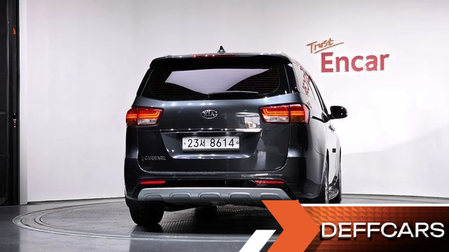 Kia CARNIVAL Gasoline 7-seater Limousine President купить на сайте DeffCars