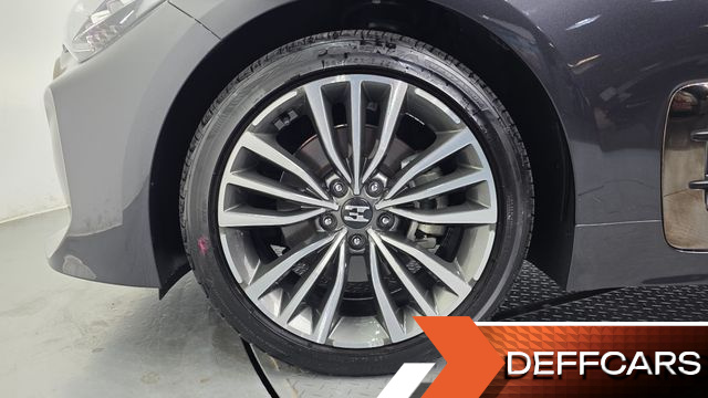 Kia STINGER 2.0 Turbo 2WD Platinum купить на сайте DeffCars